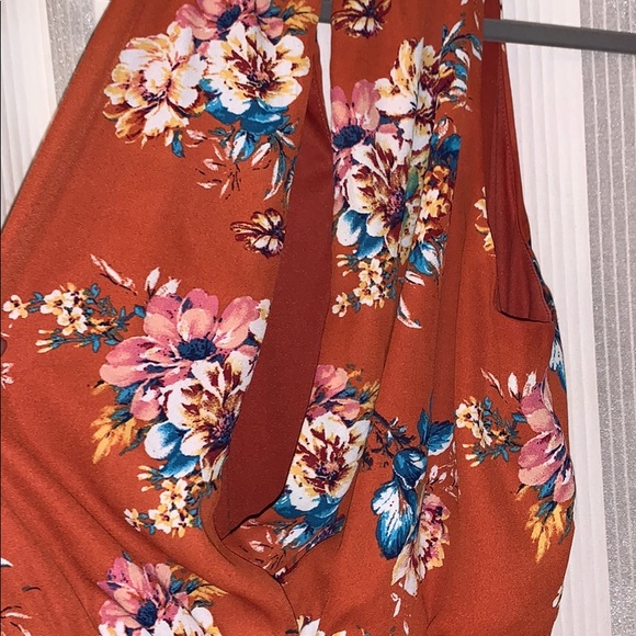 Romper - Picture 2 of 2